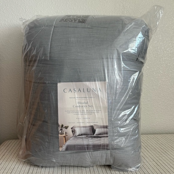Full/Queen Rayon from Bamboo Comforter Set Dark Gray - Casaluna - Picture 1 of 7
